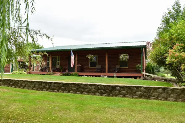 1610 Plum Street, Grasston, MN 55030
