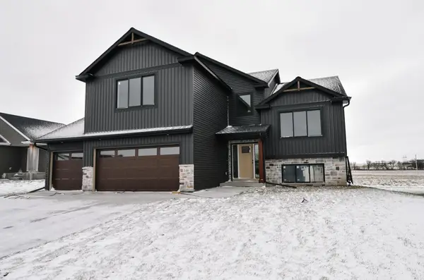 348 Highlands Avenue, Zumbrota, MN 55992