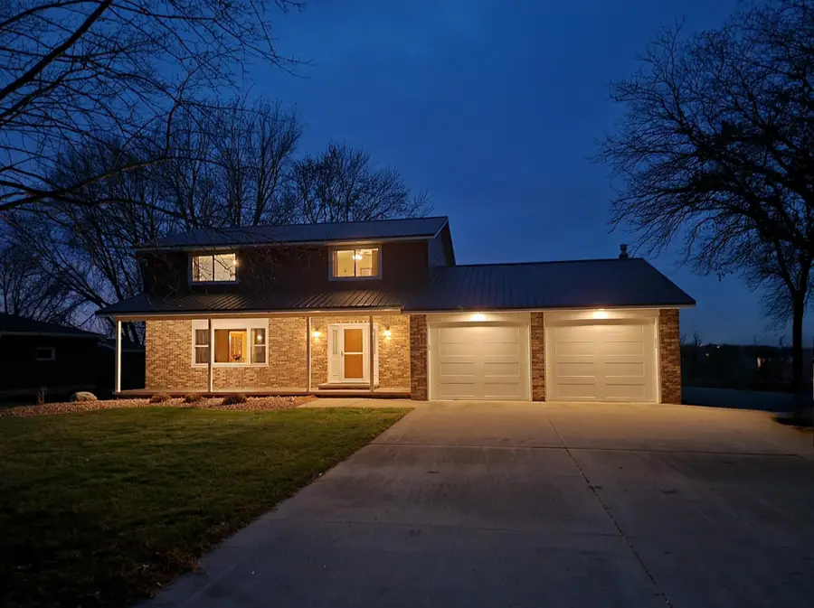 1308 County Road 9 Se, Willmar, MN 56201 - Image #2
