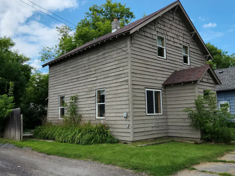 806 7th Avenue, International Falls, MN 56649 - #3