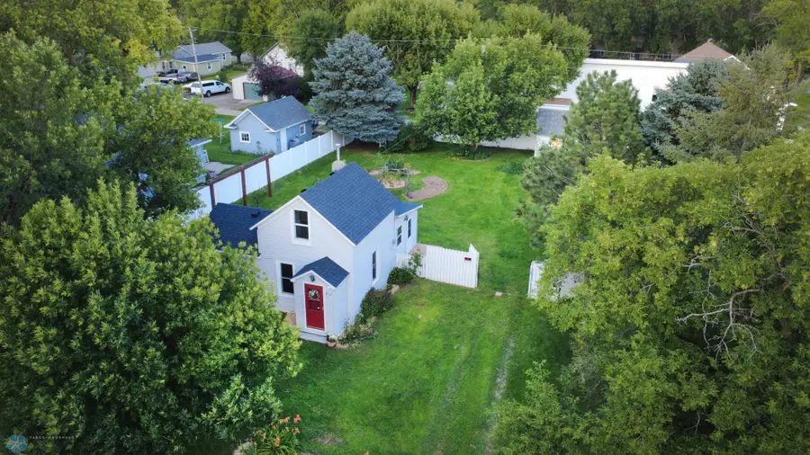 812 4th Street Se, Barnesville, MN 56514 - Image #3