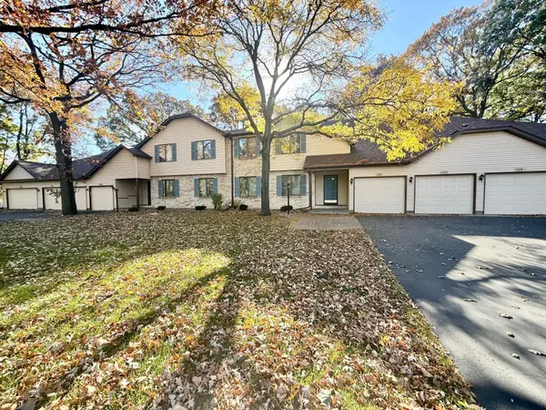 2592 Moundsview Drive #12, Mounds View, MN 55112