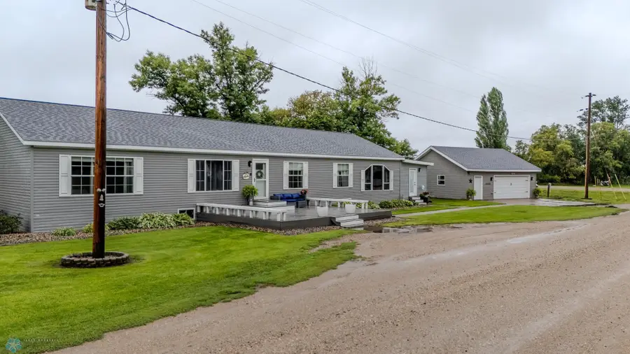 219 4th St, Embden, ND 58079 - Image #2
