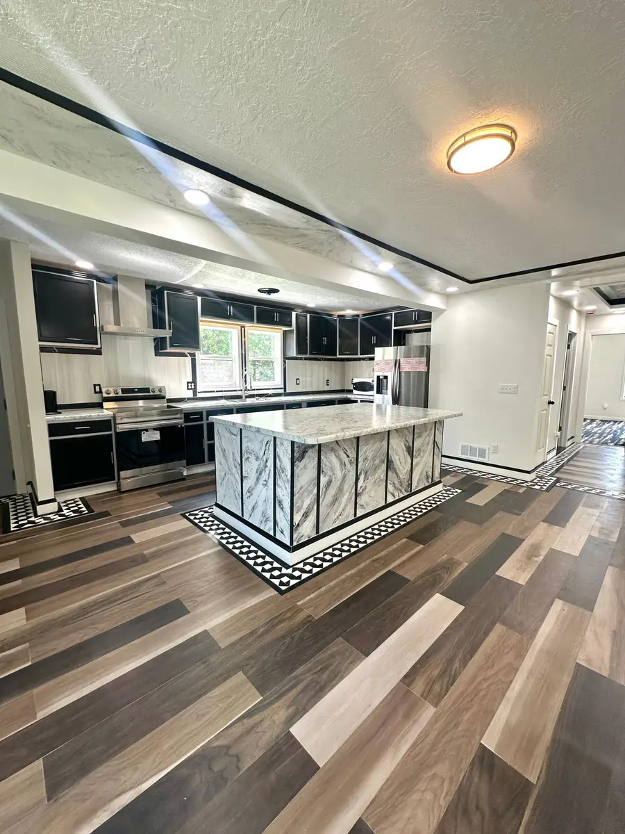 120 W Okabena Street, Worthington, MN 56187 - #3