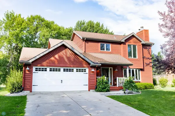 3901 S Rivershore Drive, Moorhead, MN 56560