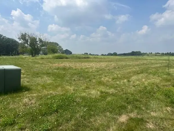 927 Jasmine Drive, Sartell, MN 56377