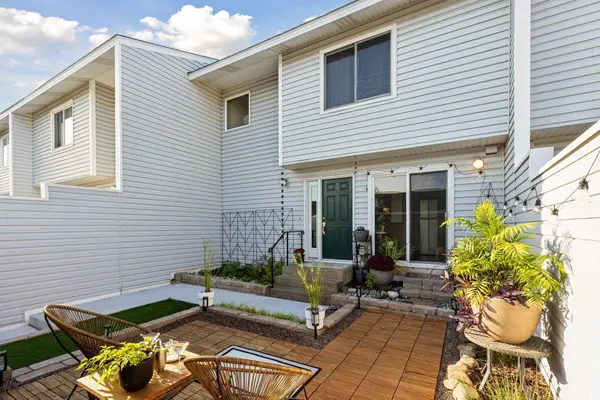 2244 Tower Court, Woodbury, MN 55125