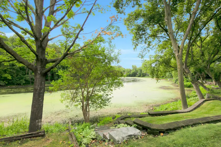 6281 Whispering Oaks Drive, Eden Prairie, MN 55346 - Image #3