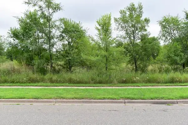 1406 23rd Street Ne, Saint Cloud, MN 56304