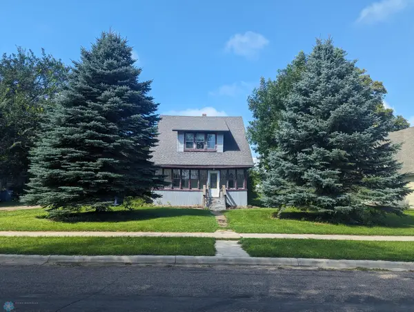 606 Harris Street, Lisbon, ND 58054