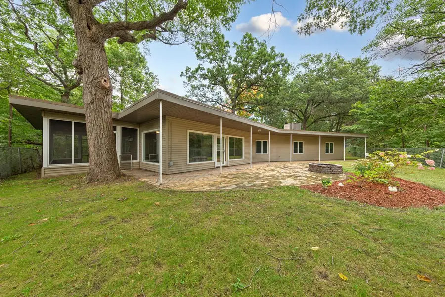 501 Seabury Lane, Faribault, MN 55021 - Image #2