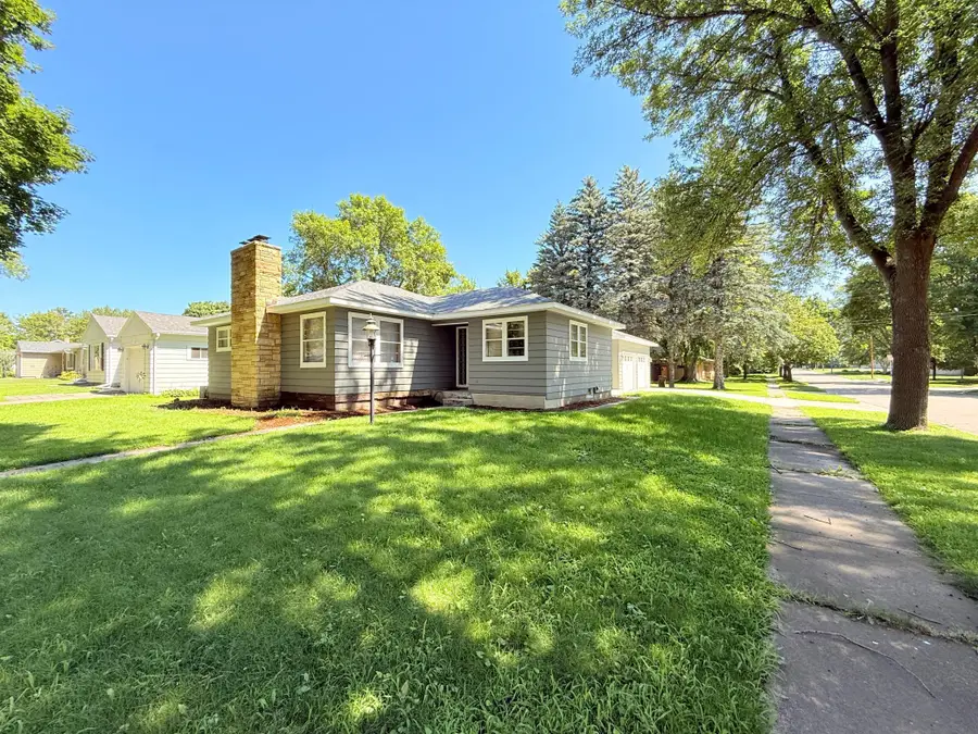 1202 N 5th Street, Montevideo, MN 56265 - #3