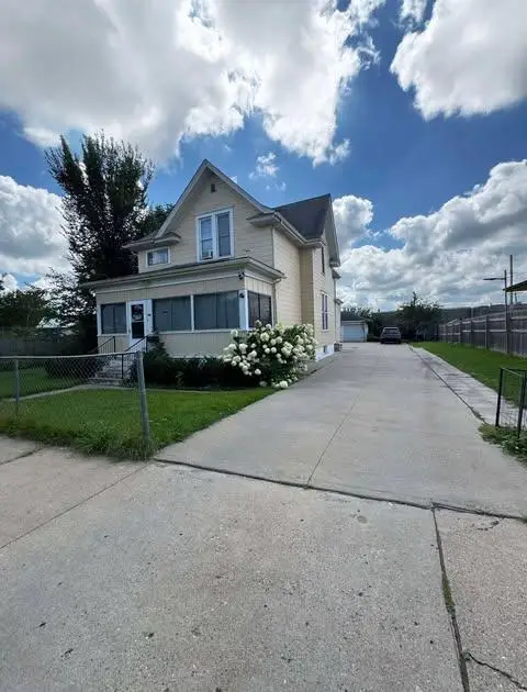 552 Burgess Street, Saint Paul, MN 55103