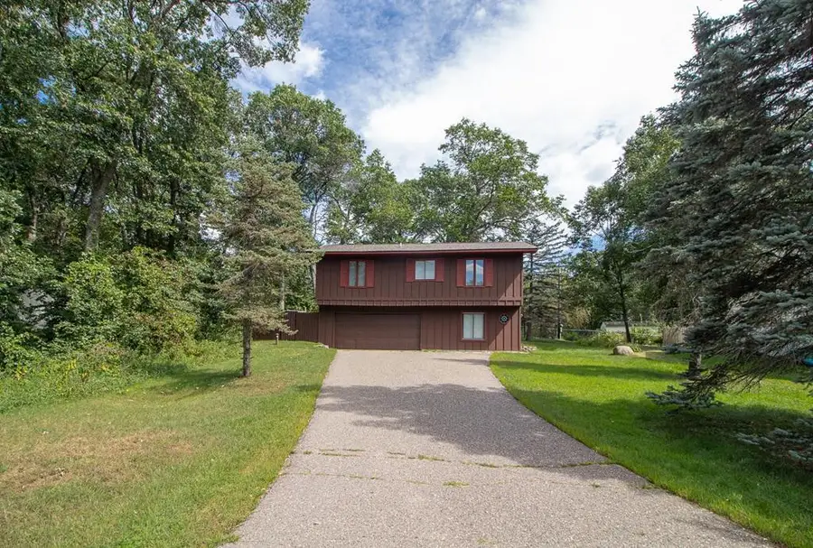 30422 N Spruce Drive, Pequot Lakes, MN 56472 - Image #2