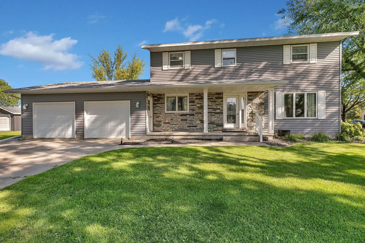 706 7th Avenue Nw, Clara City, MN 56222 - #1