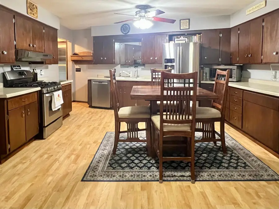 1020 Roberts Road Sw, Hutchinson, MN 55350 - Image #3