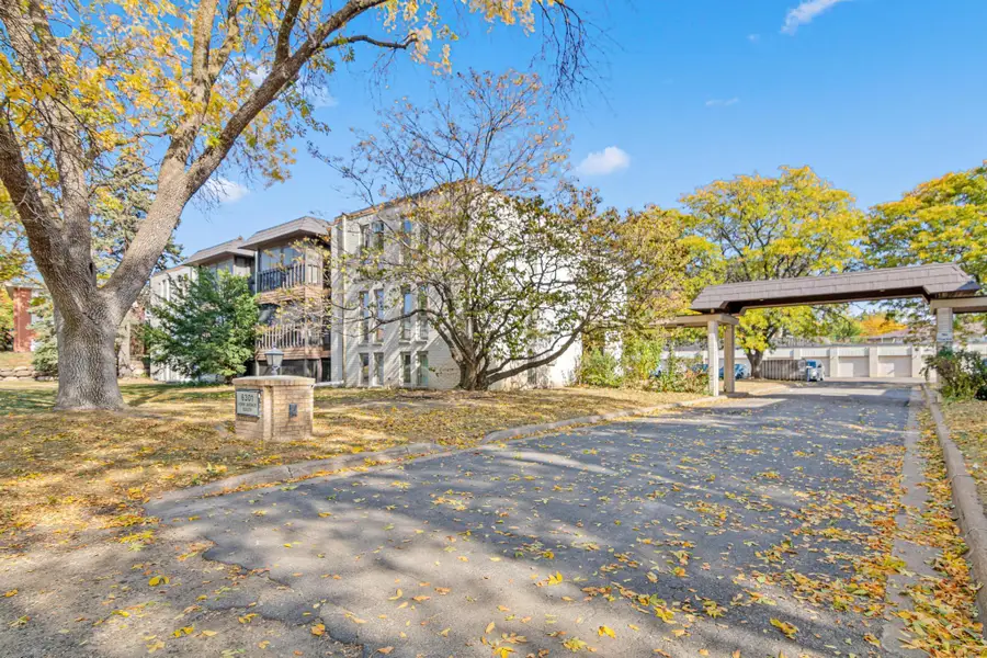 6301 York Avenue S #102, Minneapolis, MN 55435 - #2