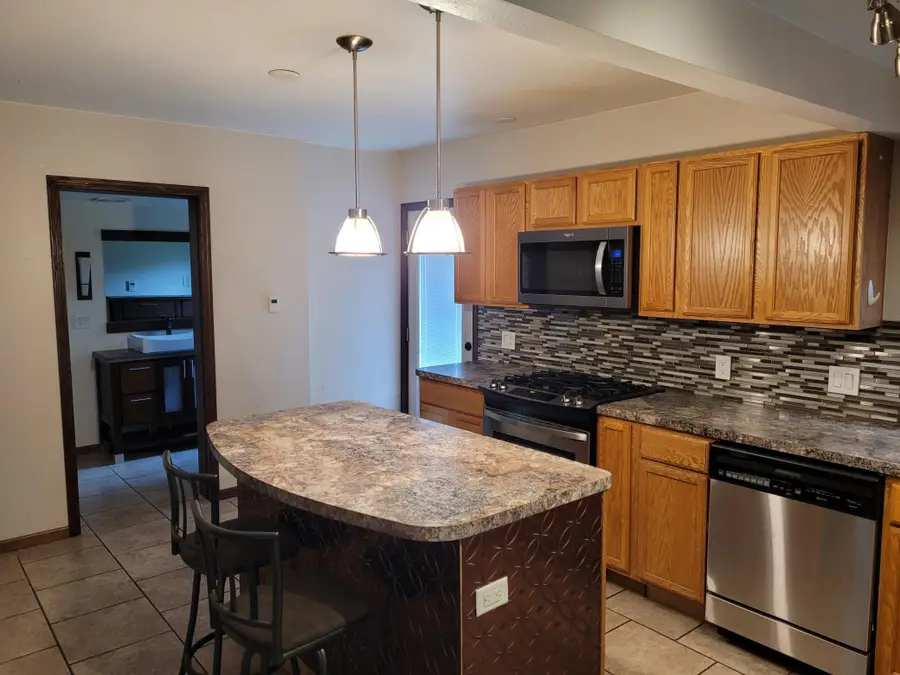 118 E Colfax Street, Parkers Prairie, MN 56361 - #2