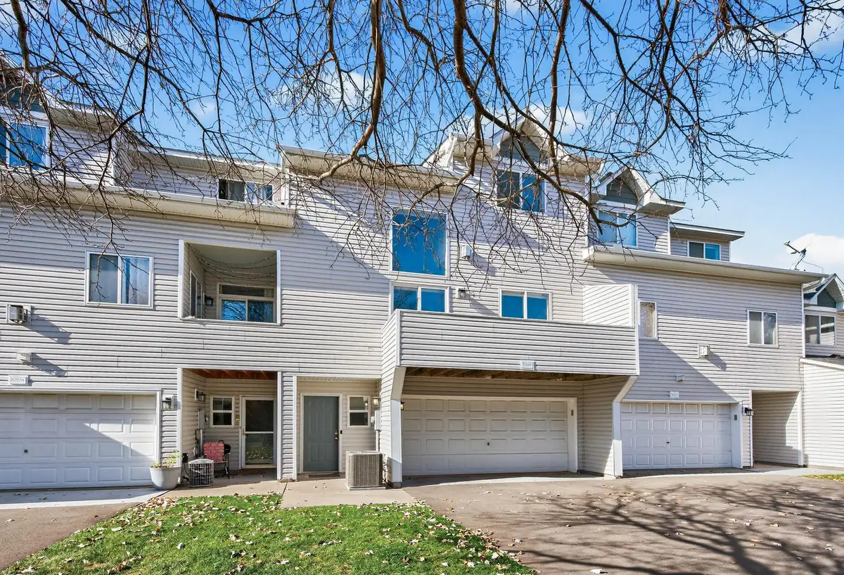10708 Tamarack Street Nw, Coon Rapids, MN 55433 - Image #1
