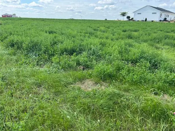 1508 Diamond Drive, Marshall, MN 56258