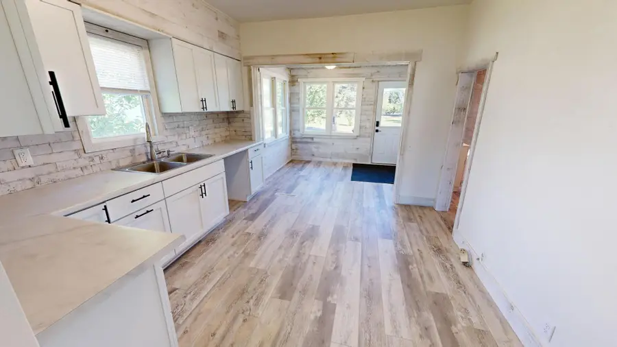 447 E Schlieman Avenue, Appleton, MN 56208 - #2