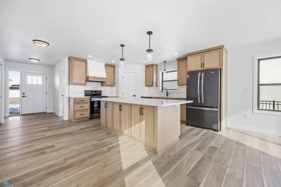 473 Skylane Street, Kindred, ND 58051 - Image #3