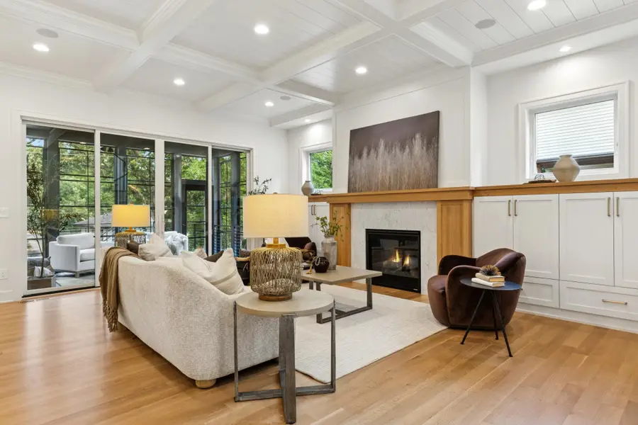 6612 Warren Avenue S, Edina, MN 55439 - Image #3