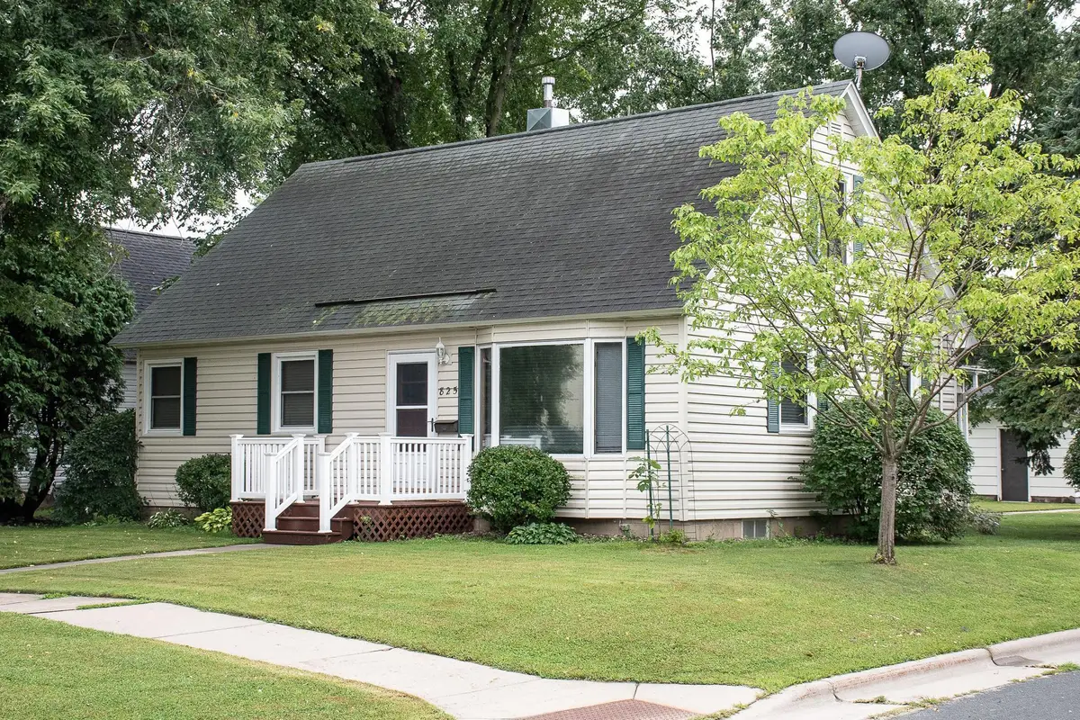 825 N Oak Street, Lake City, MN 55041 - Image #1
