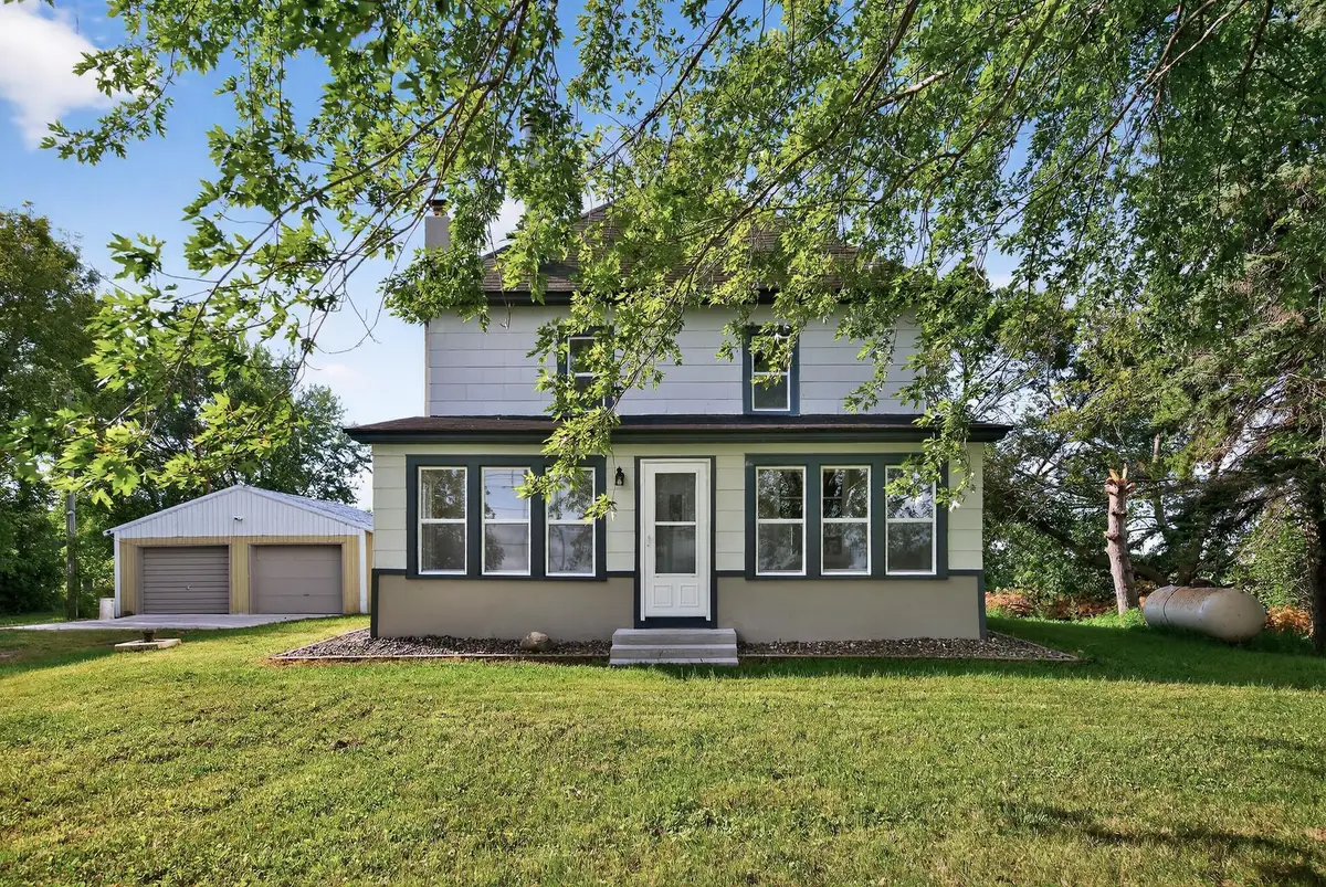 8833 County Road 37 Ne, Saint Michael, MN 55376 - #1