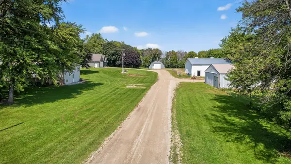 50424 305th Street, Blooming Prairie, MN 55917