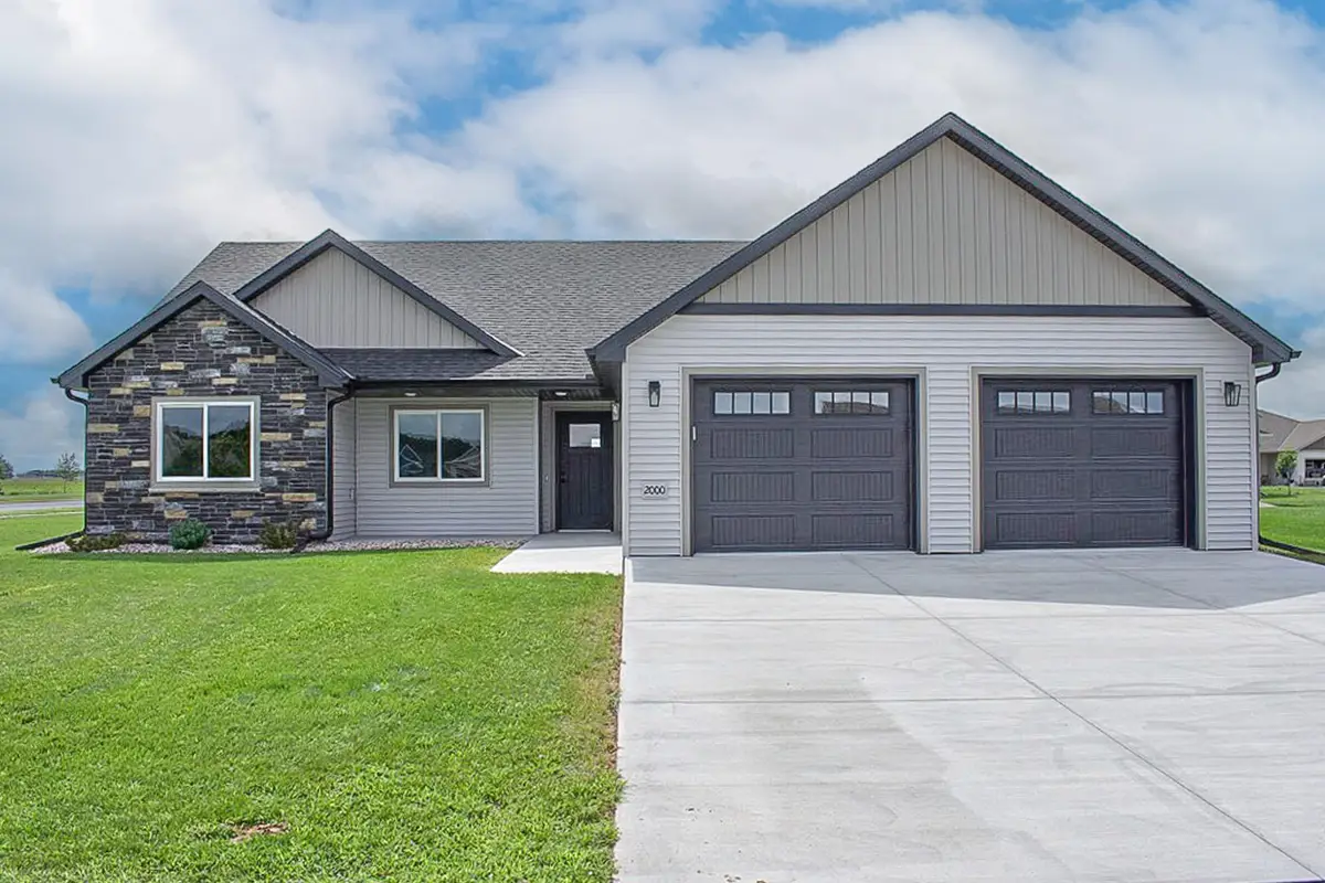 2000 Sandstone Loop N, Sartell, MN 56377 - #1