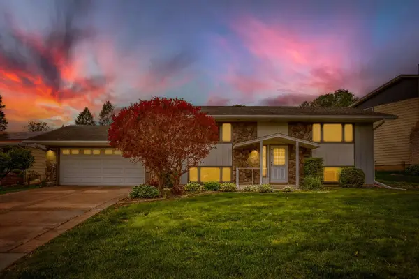 518 Rolls Road, Saint Paul, MN 55112