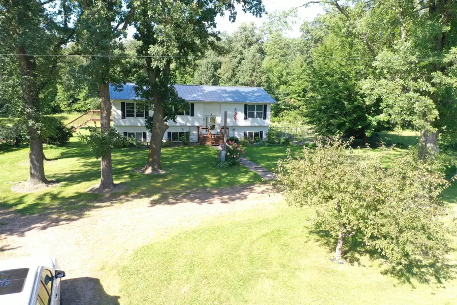 67 60th Avenue, Clayton, WI 54004 - Image #2