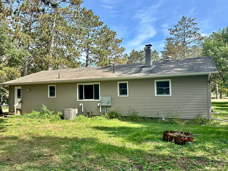 29 Fir Avenue Nw, Menahga, MN 56464 - #3