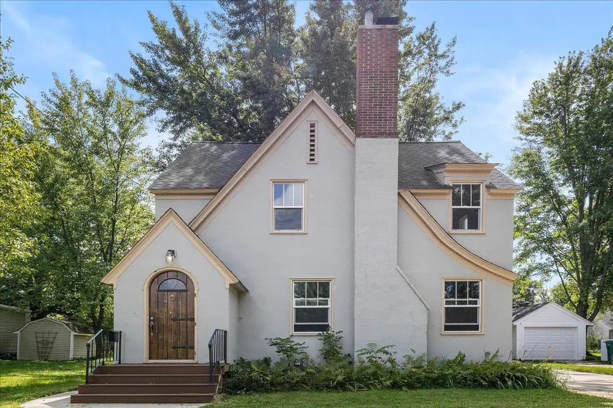 605 4th Avenue Sw, Austin, MN 55912 - #1