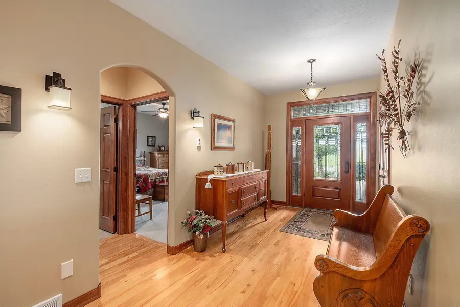 1602 Buffalo Ridge Drive, Luverne, MN 56156 - Image #2