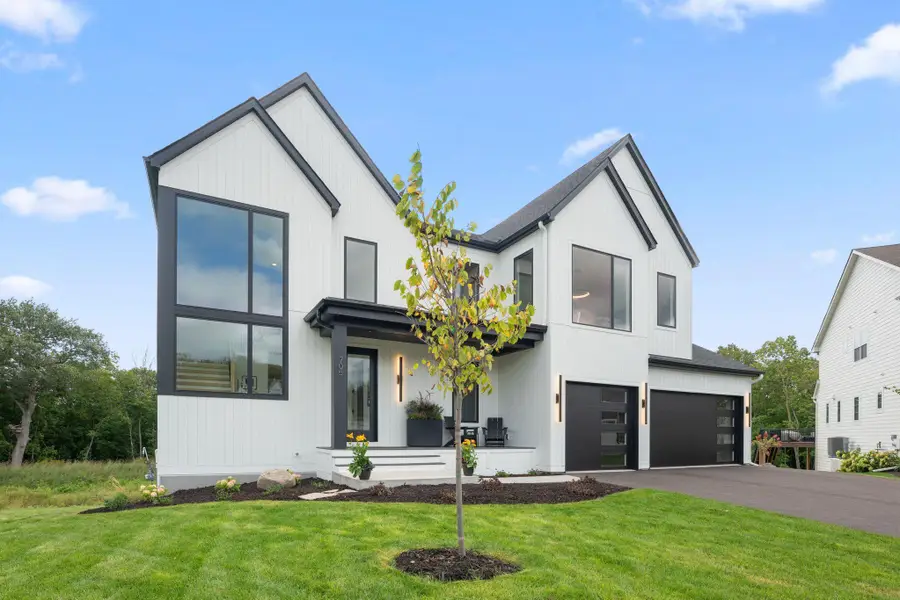 705 Ensconced Way, Chaska, MN 55318 - #2