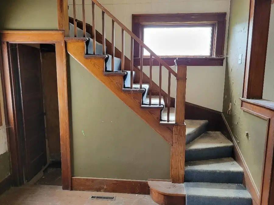 143 1st Avenue Se, Wells, MN 56097 - #3