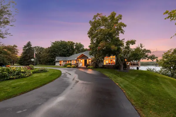 3 Birdie Lane, Chaska, MN 55318