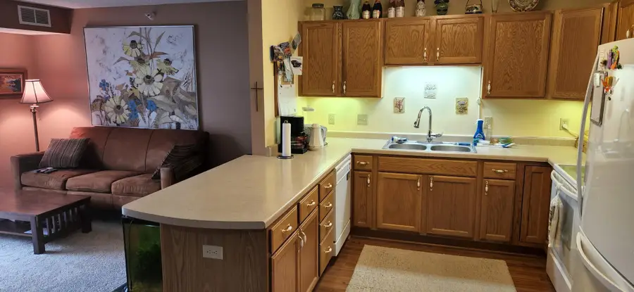 5650 Boone Avenue N #310, New Hope, MN 55428 - Image #3