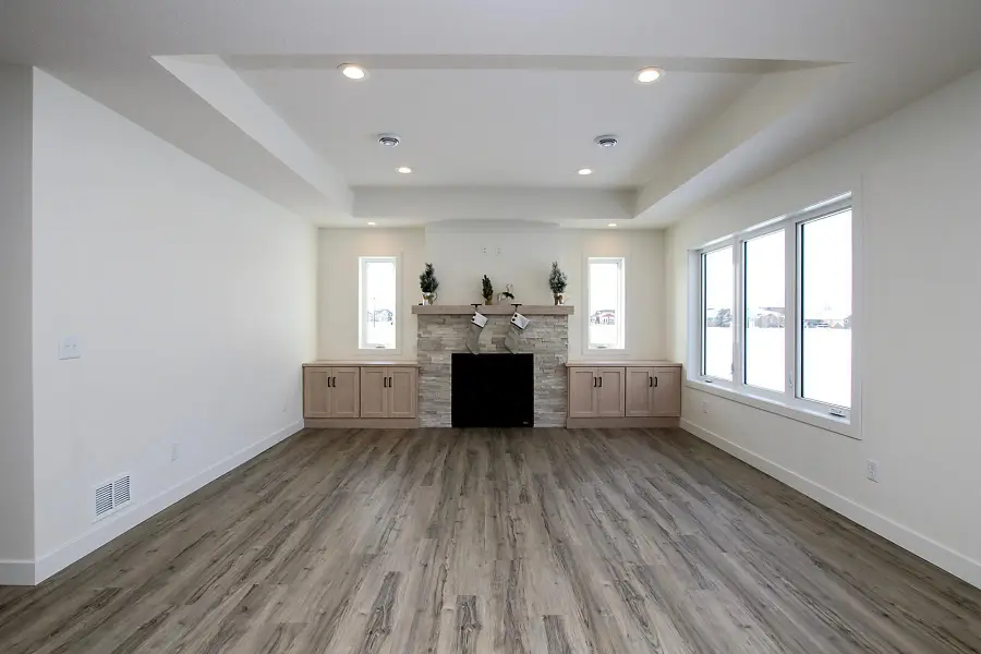 255 Eau Claire Avenue Se, Hutchinson, MN 55350 - Image #3