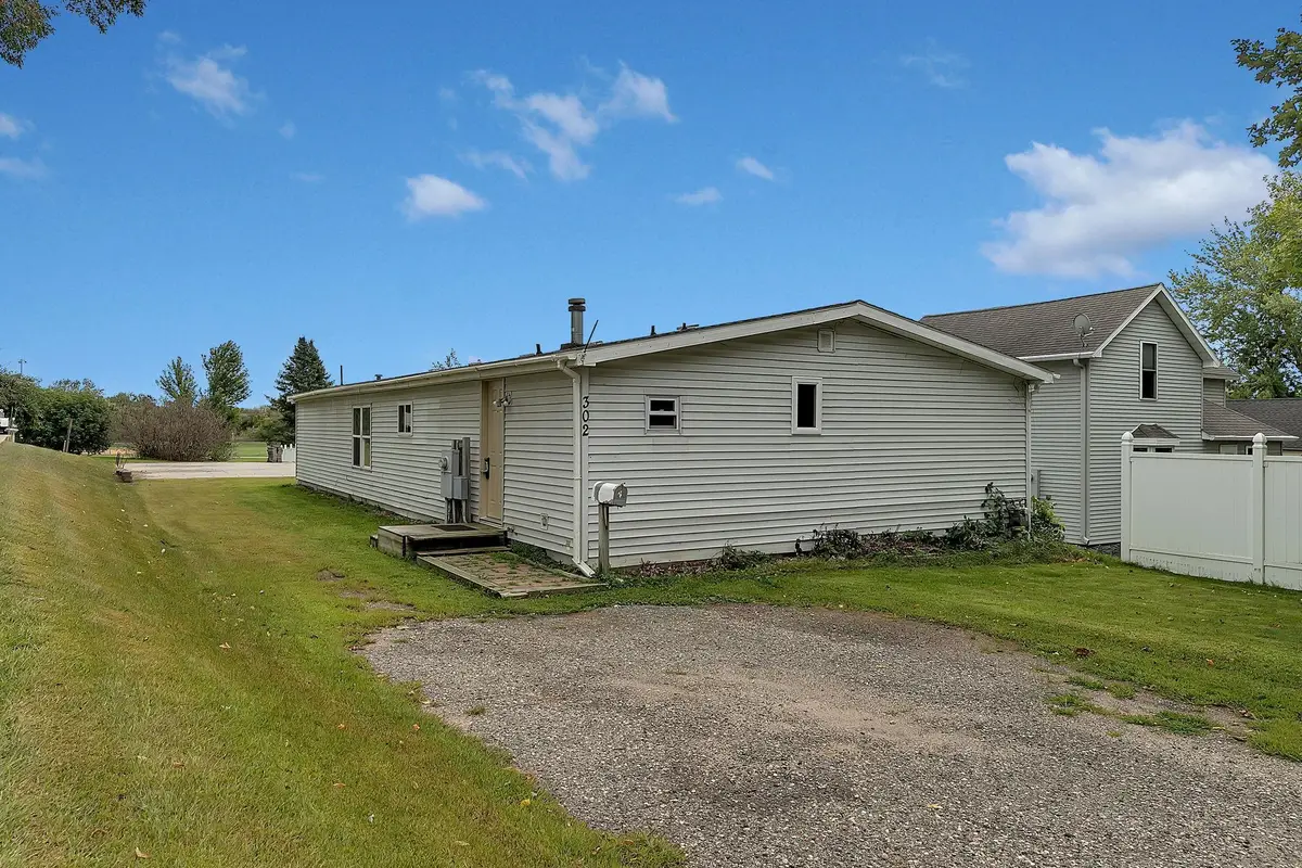 302 5th Avenue Ne, Melrose, MN 56352 - Image #1