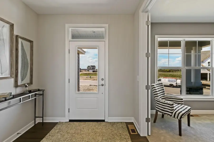 3660 Knightsbridge Lane N, Lake Elmo, MN 55042 - #2