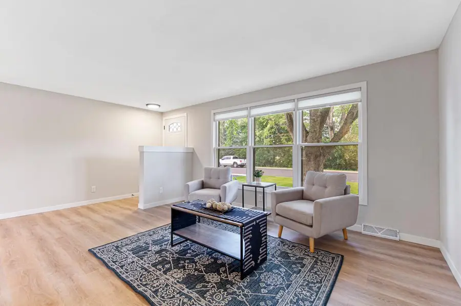 205 Park Avenue N, Vernon Center, MN 56090 - Image #2