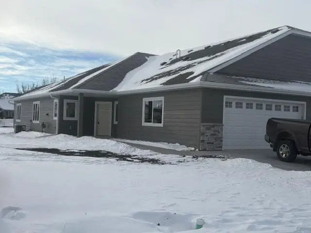 250 Eau Claire Avenue Se, Hutchinson, MN 55350 - Image #1