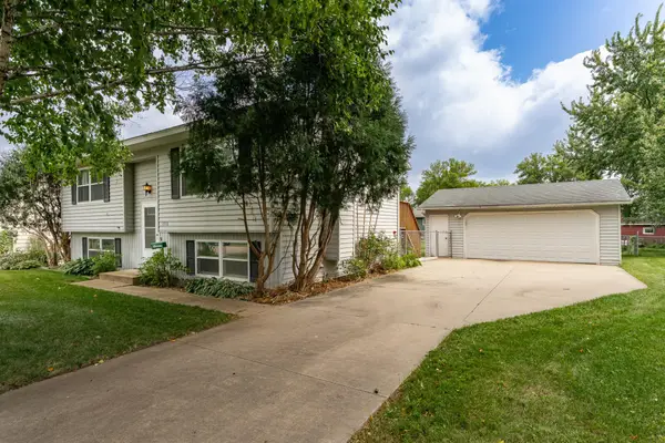 1916 9 1/2 Avenue Se, Rochester, MN 55904