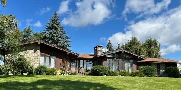 919 N Main Street, Starbuck, MN 56381