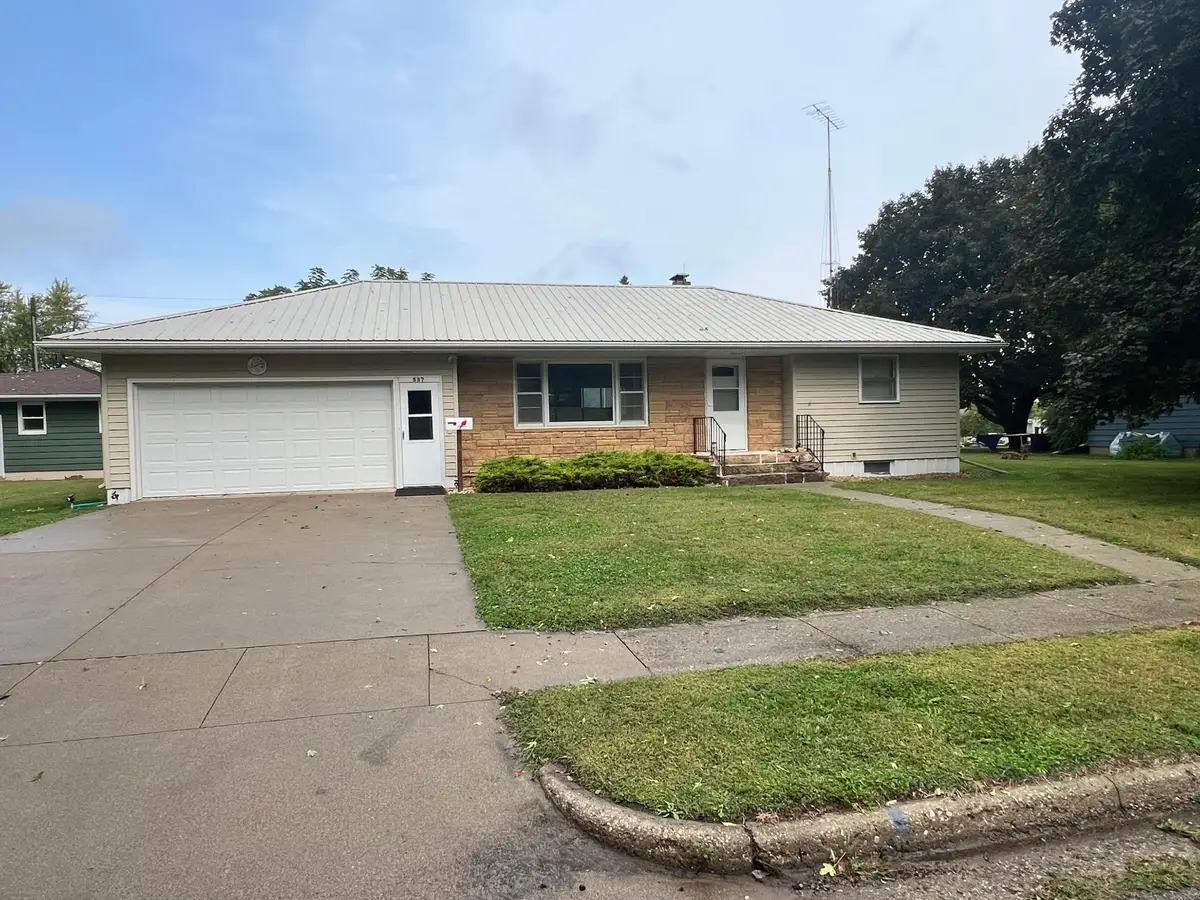 537 E Ronning Avenue, Appleton, MN 56208 - #1