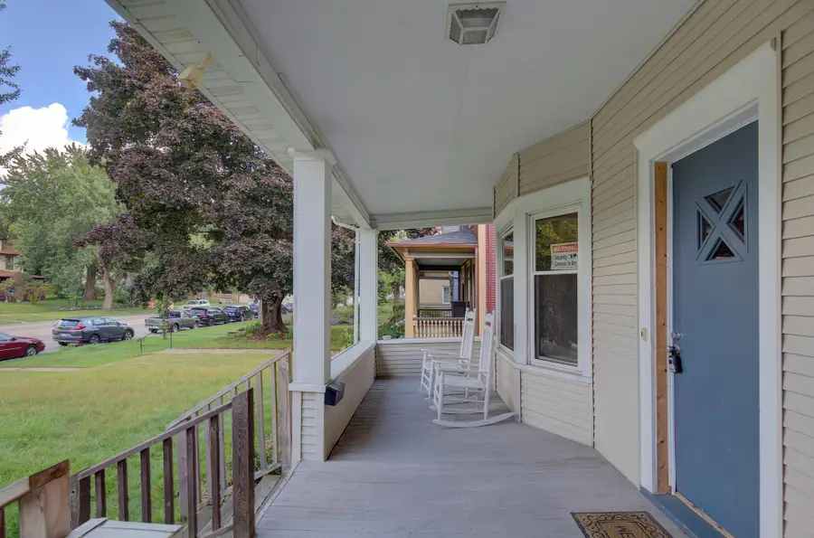 2098 Marshall Avenue, Saint Paul, MN 55104 - #2