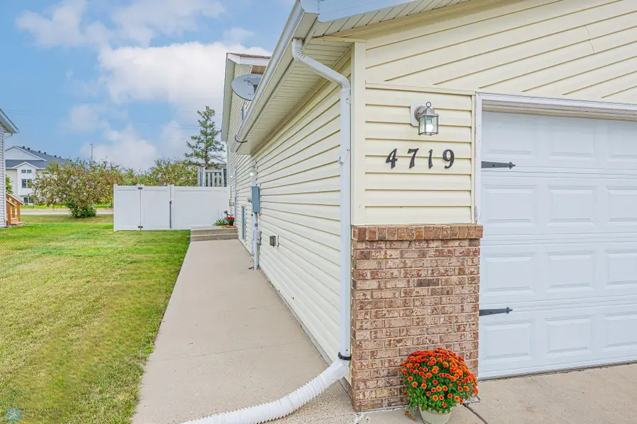 4719 Townsite Place S, Fargo, ND 58104 - Image #3